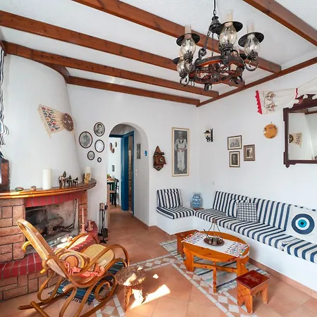 Irenes Haus בית נופש לקניה