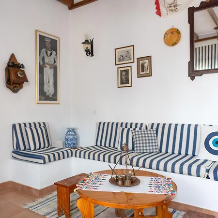 Irenes Haus בית נופש לקניה